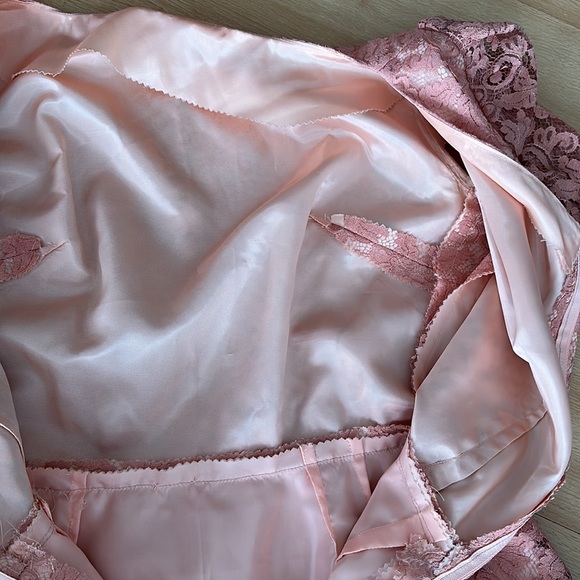 Vintage pretty in pink lace dress - Picture 9 of 10